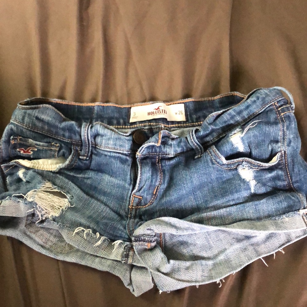 Ripped hollister shorts